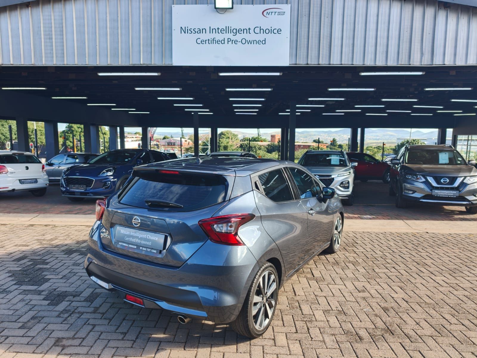 Used car gallery