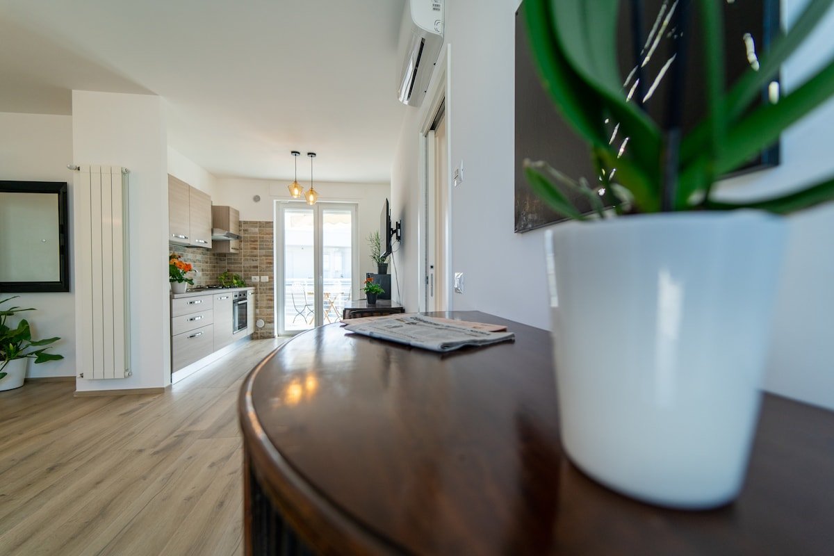 2apartments in the same building gallery image 4