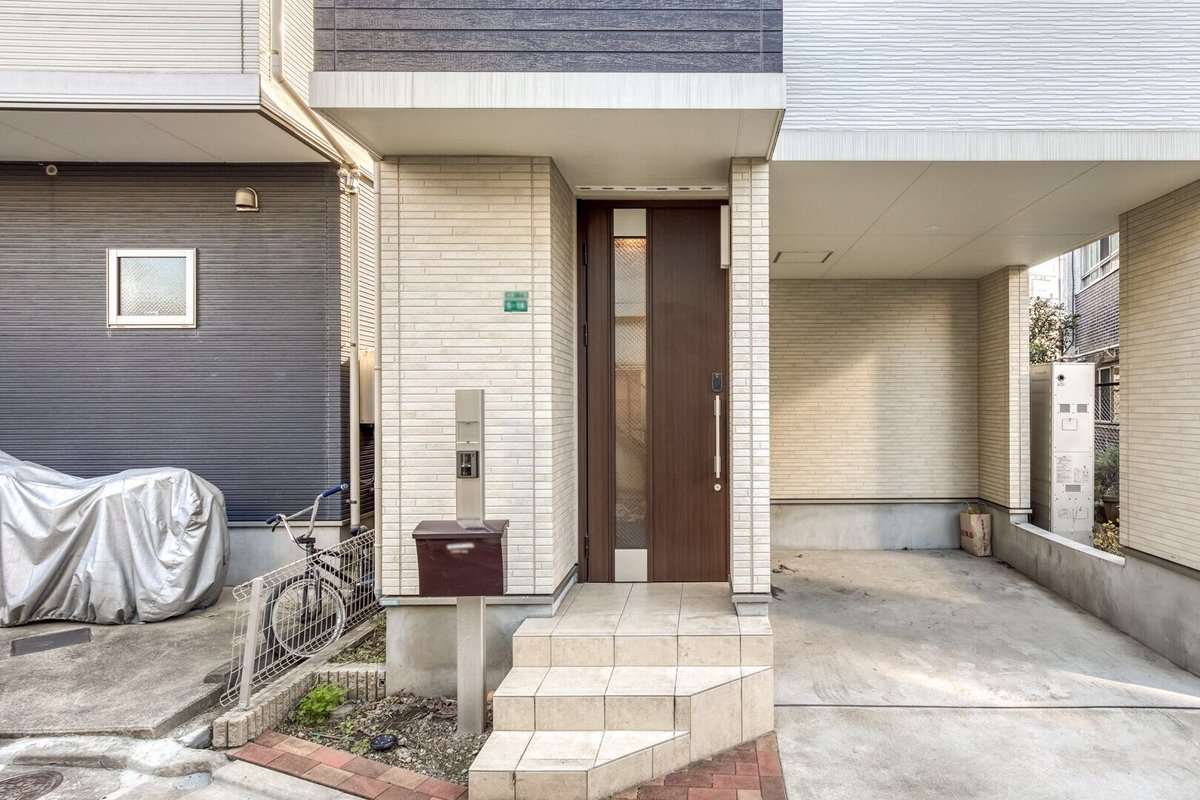 池袋駅徒歩7分都心戸建・新宿5分渋谷11分・高速Wi-Fi