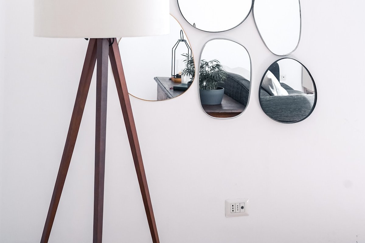 VILLA LINA | Skyearth Liberty Villa | 5′ from tube gallery image 5