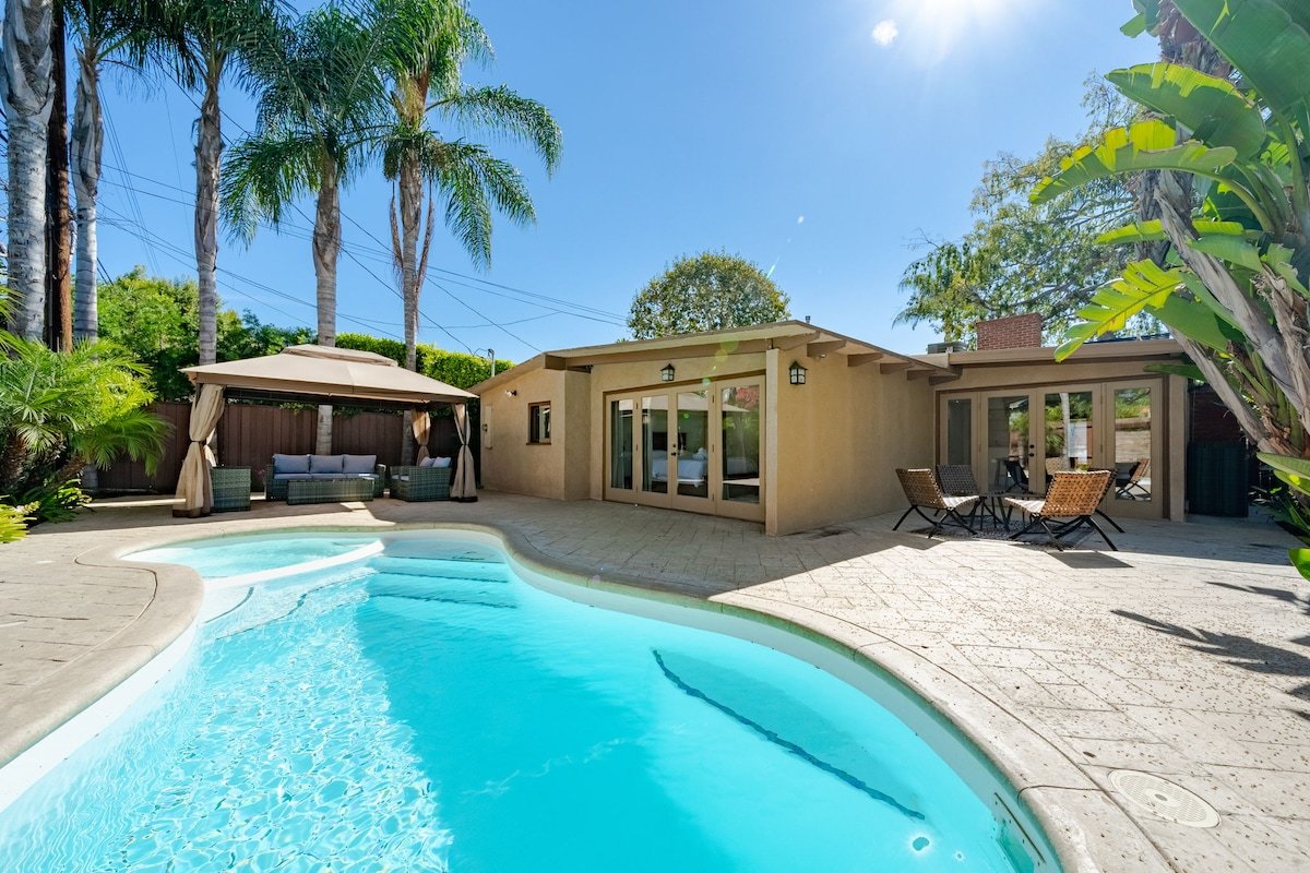 Brentwood 5BR/Heated Pool, Jacuzzi, Game Room gallery image 3