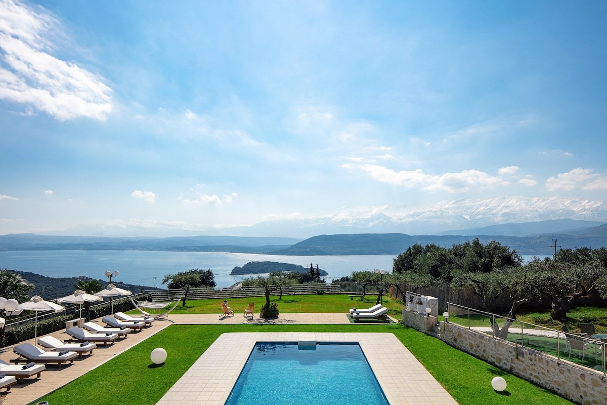 Villa Panorama – stunning vistas and full privacy! gallery image 3