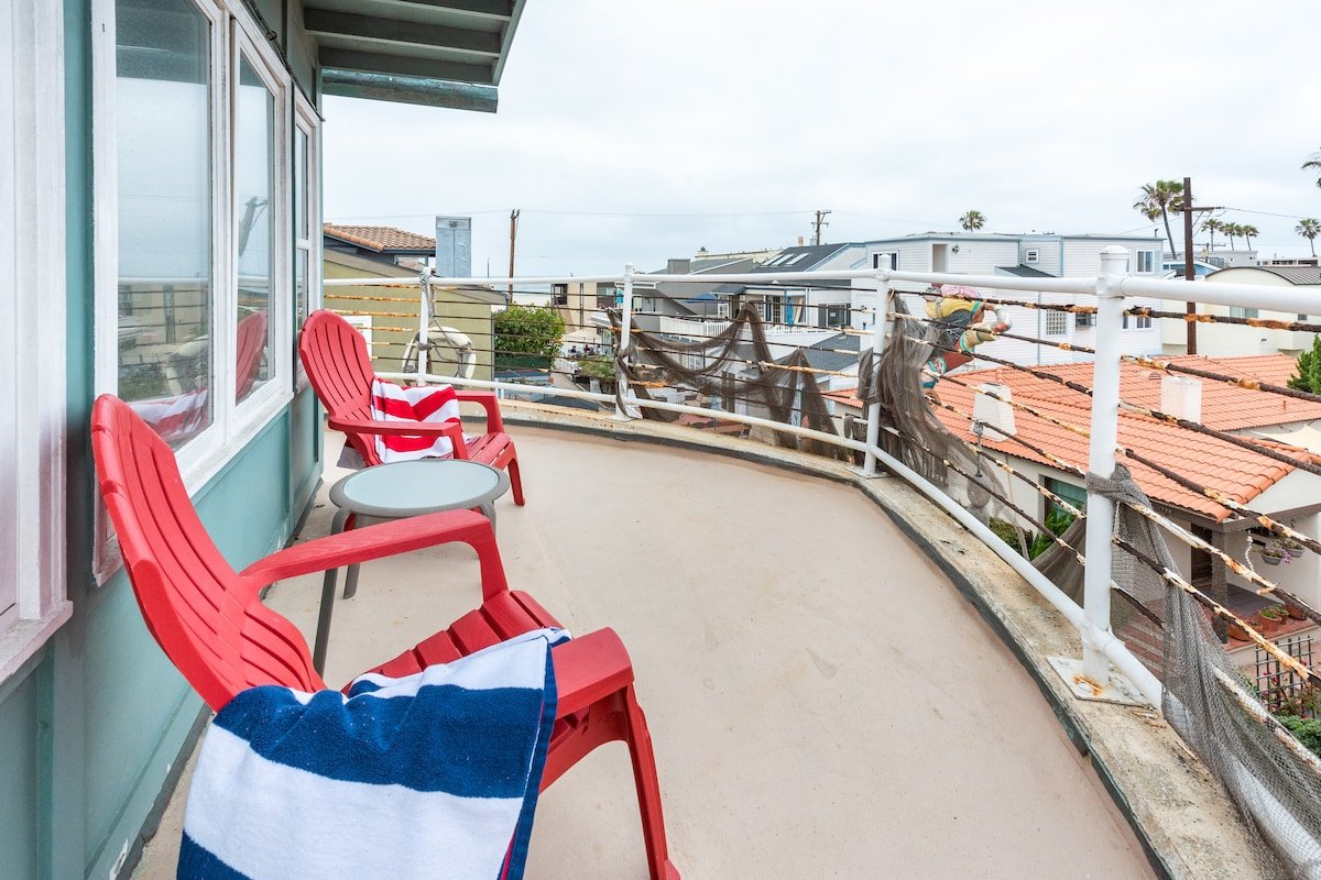 Mission Beach Tug Boat – Live the California Dream gallery image 5