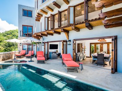 Ocean View, Pool & Beach Club – Villa del Sol