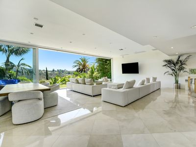 Luxury Dream Villa on World Famous Bel Air Rd