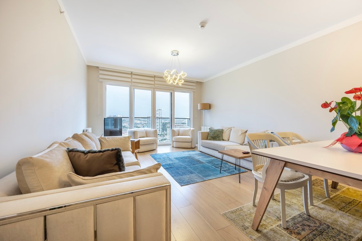 Modern Residence near Mall of Istanbul&BHT Clinic gallery image 2