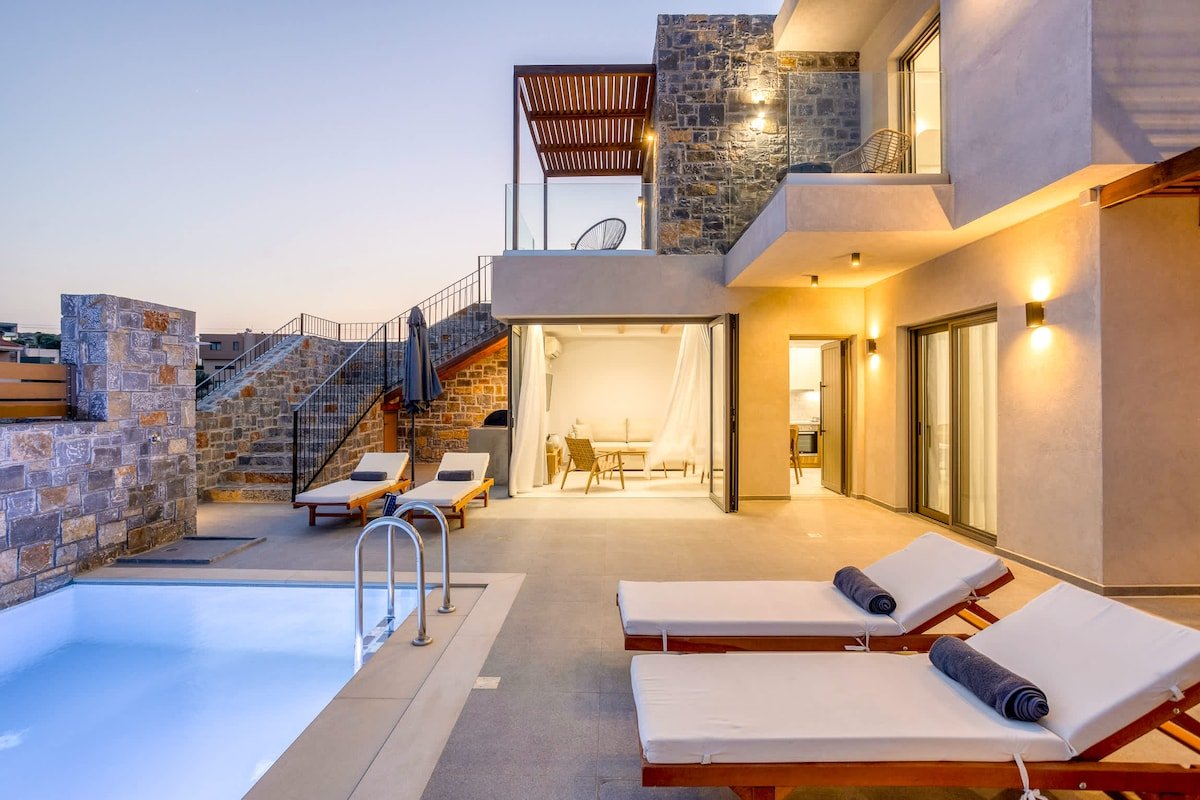 Stefi Pool Bliss Villas – Premium Summer Getaways gallery image 3