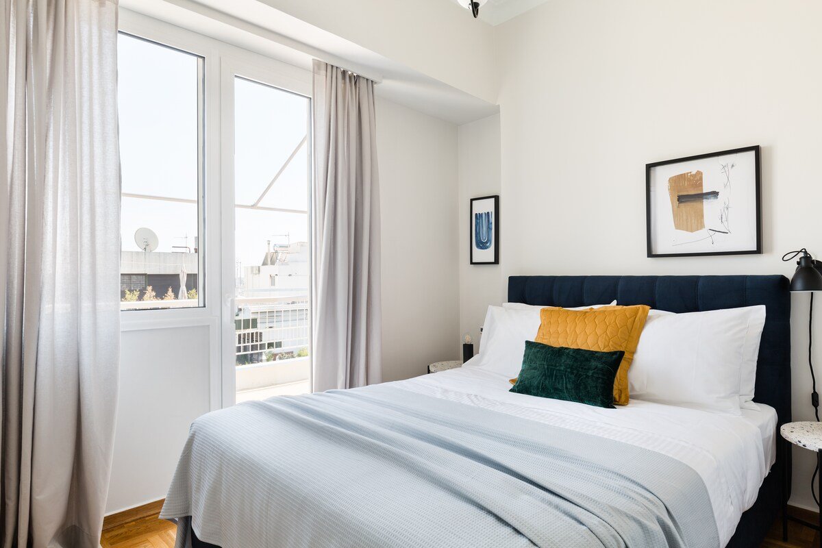 Elegant Luminous 3BD Apartment in Kolonaki gallery image 5