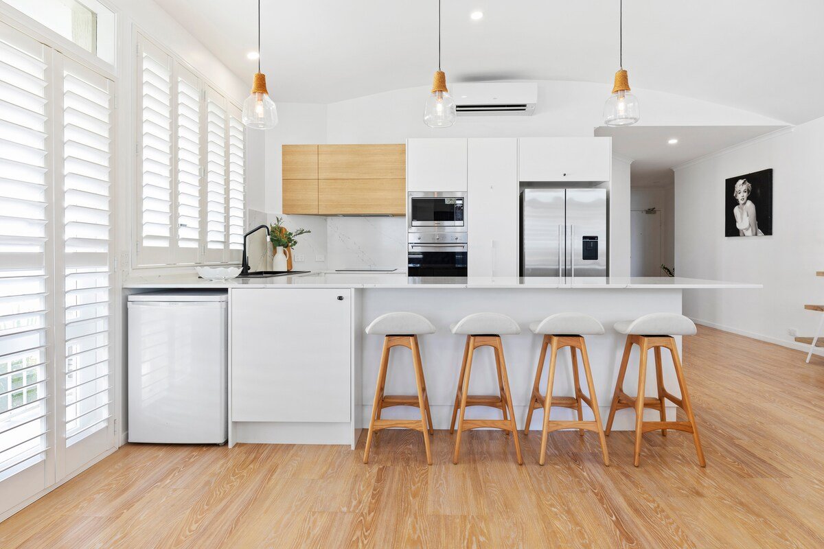 3 Bedroom Luxury Penthouse River Views gallery image 4