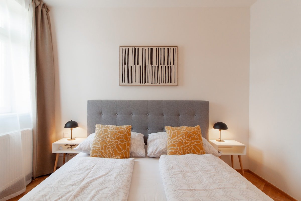 Stay Inn | Penthouse Feel: 3BR w/ A/C, Terrace gallery image 4