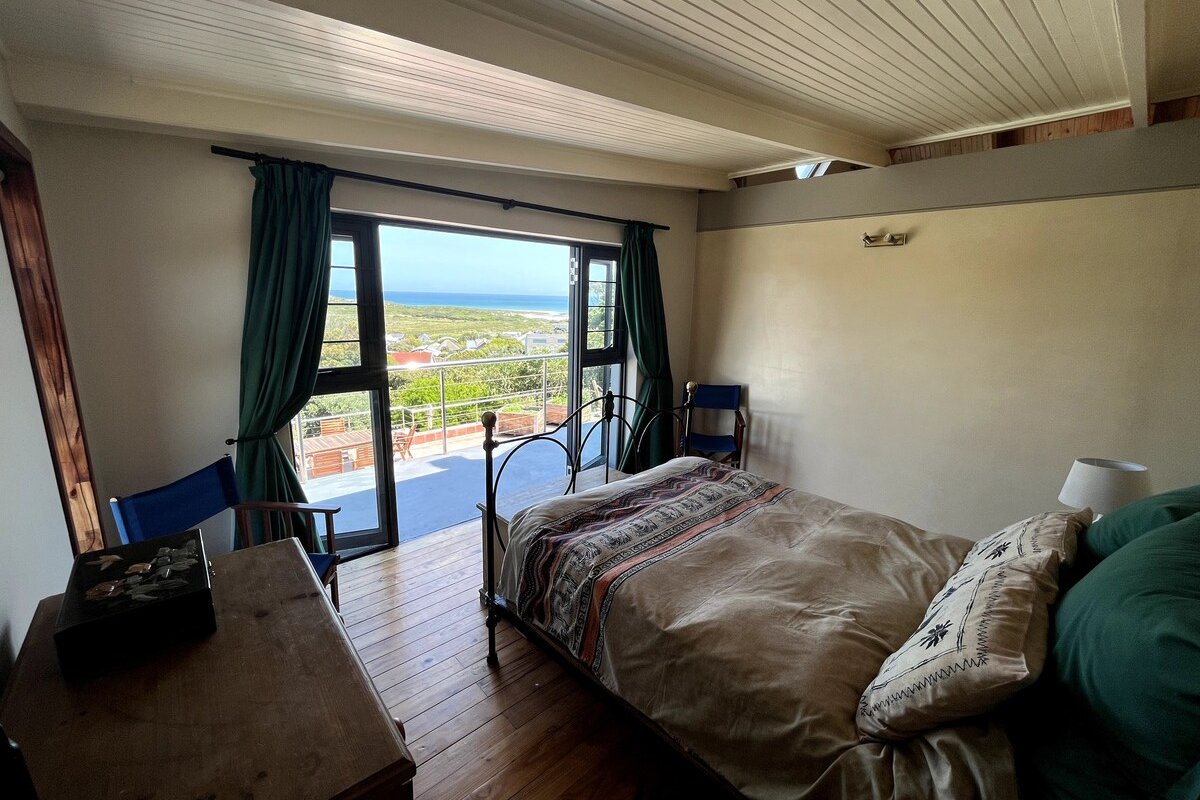 Eco-Friendly 3 Bed House Plus 1 Large Bed Cottage gallery image 5