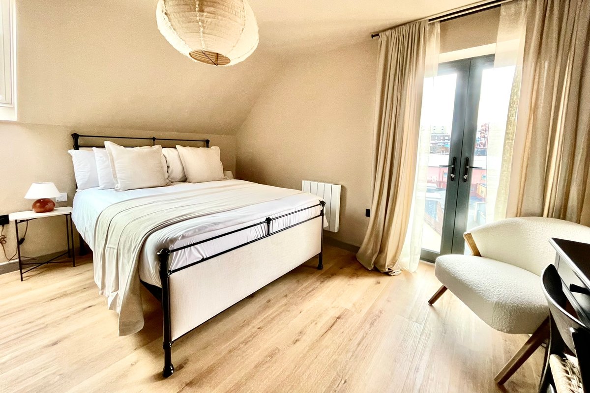 Midland Suites- Apartment 6