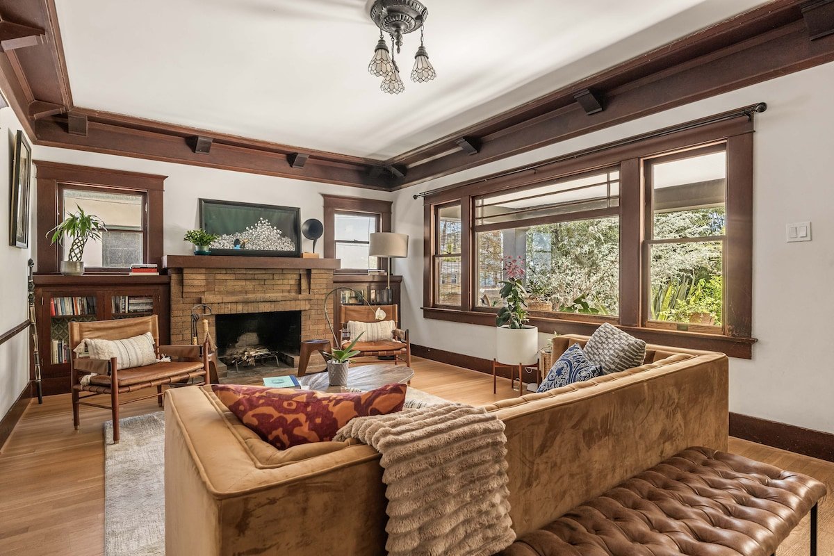 Sunset Junction Pool House • 30 Mins to SoFi gallery image 3