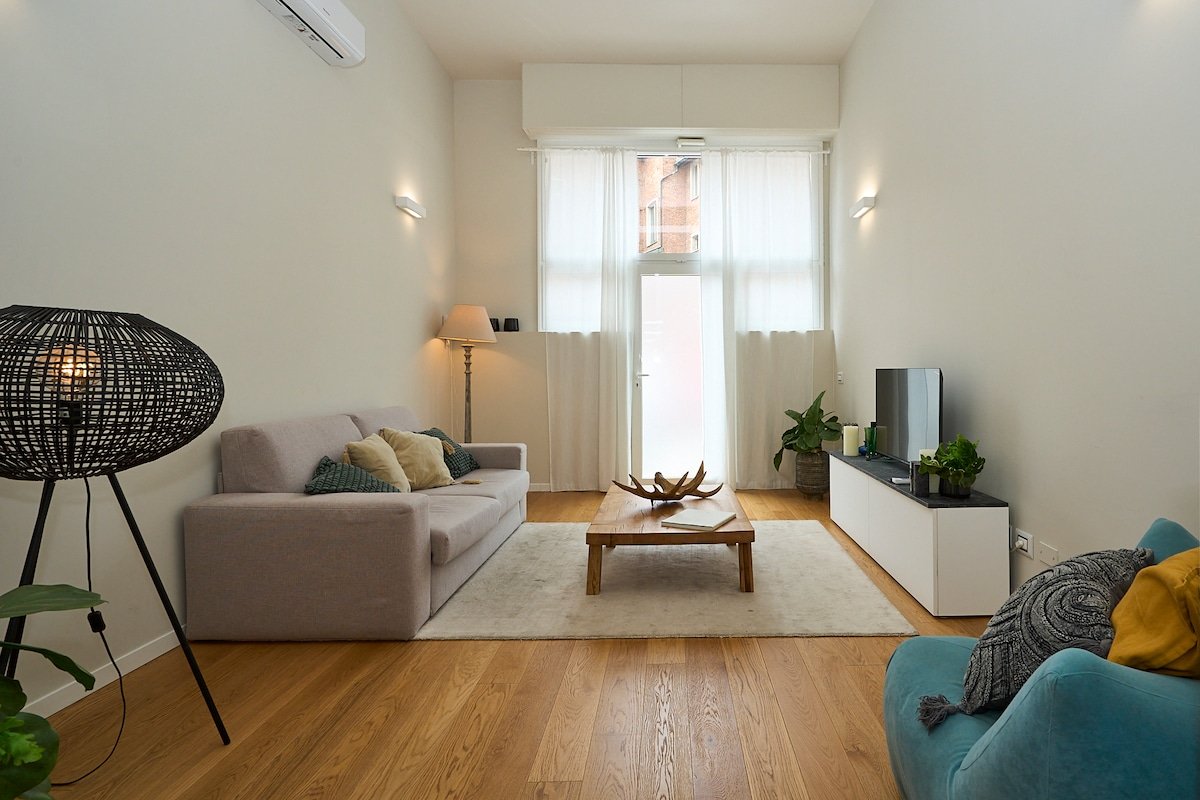 [Duomo Luxury Loft] 1 Minute Walk From DUOMO gallery image 3