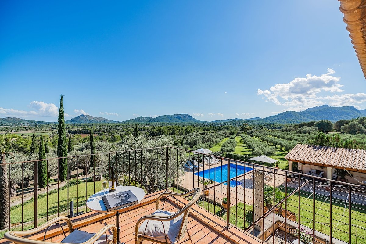 Beautiful Villa for a family holiday in Pollensa gallery image 3