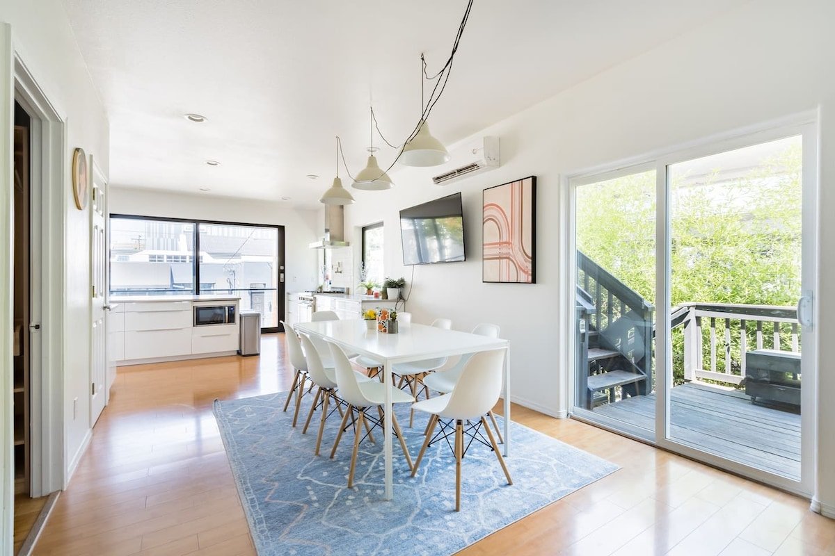 Unique 8 BR Private Home in Pearl District gallery image 4