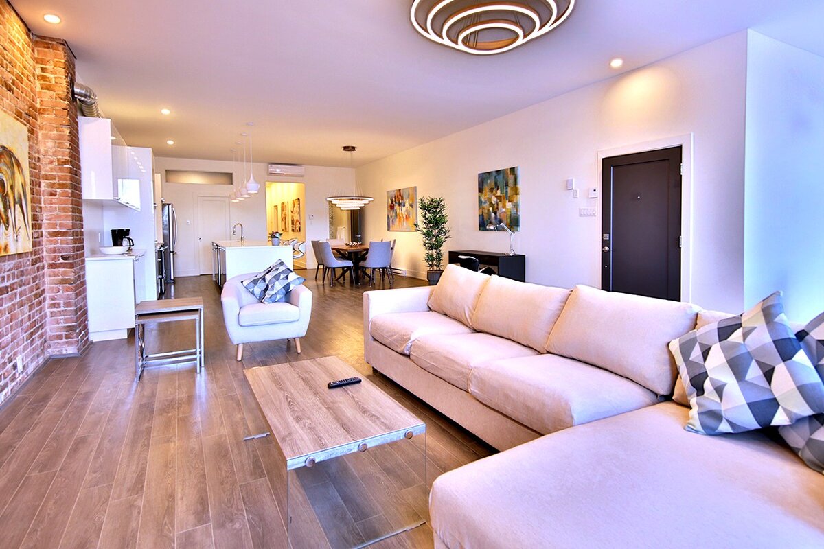 Deluxe 3 bedroom Condo♥Old Port♥Private terrace gallery image 2