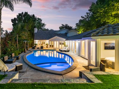 Private 5 bed/6bath Encino Estate W/ Pool+Jacuzzi