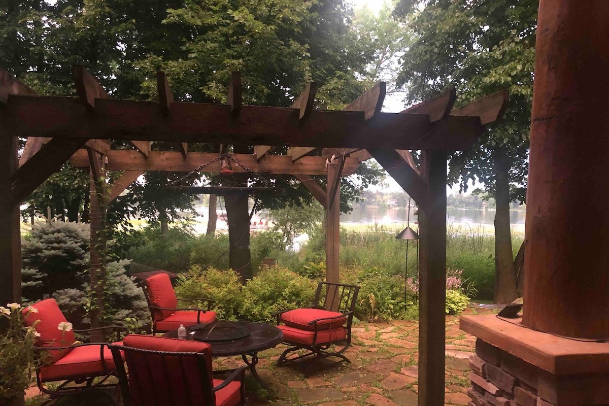 Bone Lake Escape gallery image 4