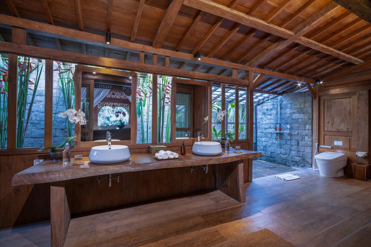 Villa Kapungkur: Wellness, Garden, Pool Pavilion gallery image 2