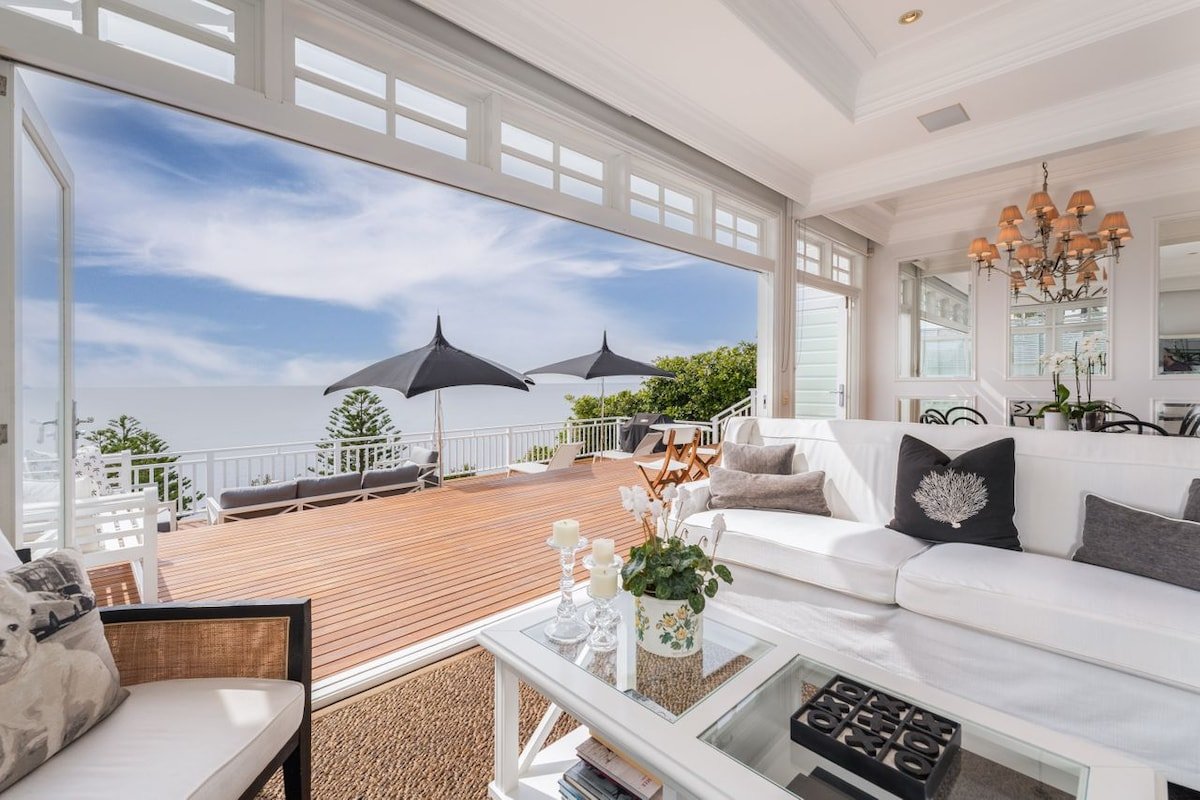 Norma House by Palm Beach Holiday Rentals gallery image 2