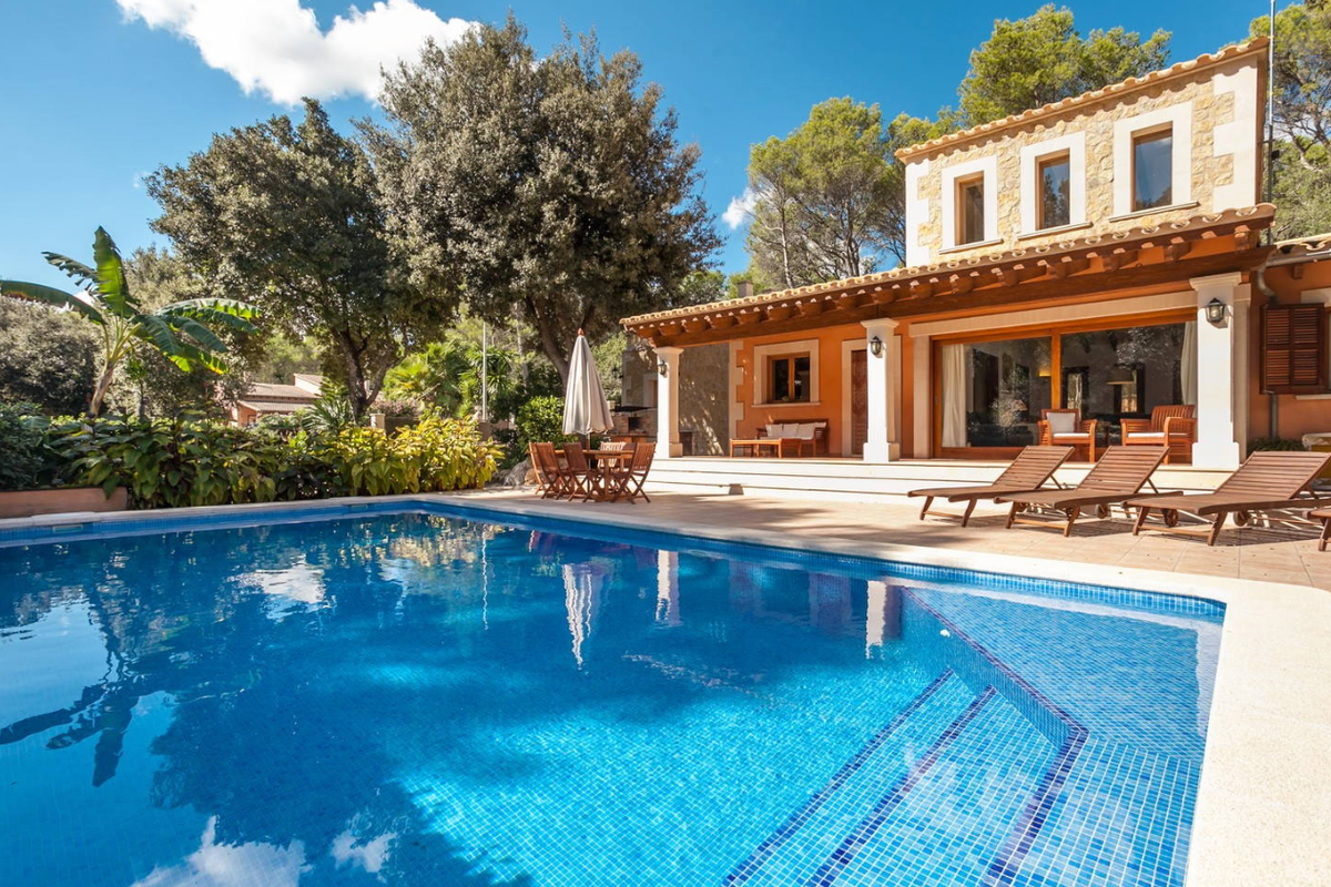 Rustic Stone Villa Mallorca Style & Swimming Pool