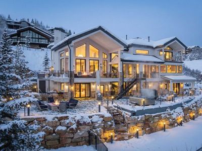 Luxe PC Estate | Chef’s Kitchen + Acreage + Views