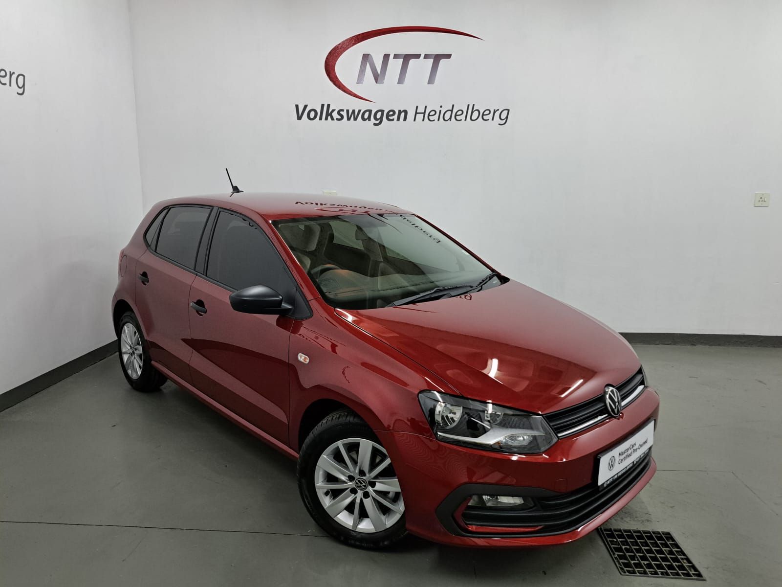 VOLKSWAGEN POLO VIVO 1.4 for Sale in South Africa