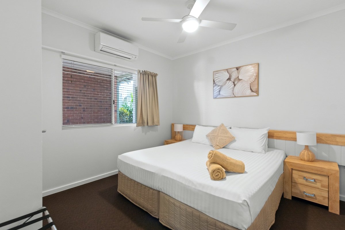 Cable Beachside Villa – 2 Bedroom gallery image 2