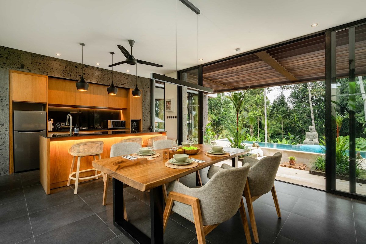 Villa Purnama Ubud 2 BR: Pool & Jungle View gallery image 4