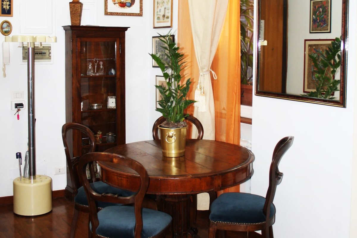 Colosseo Vintage Apartment gallery image 5