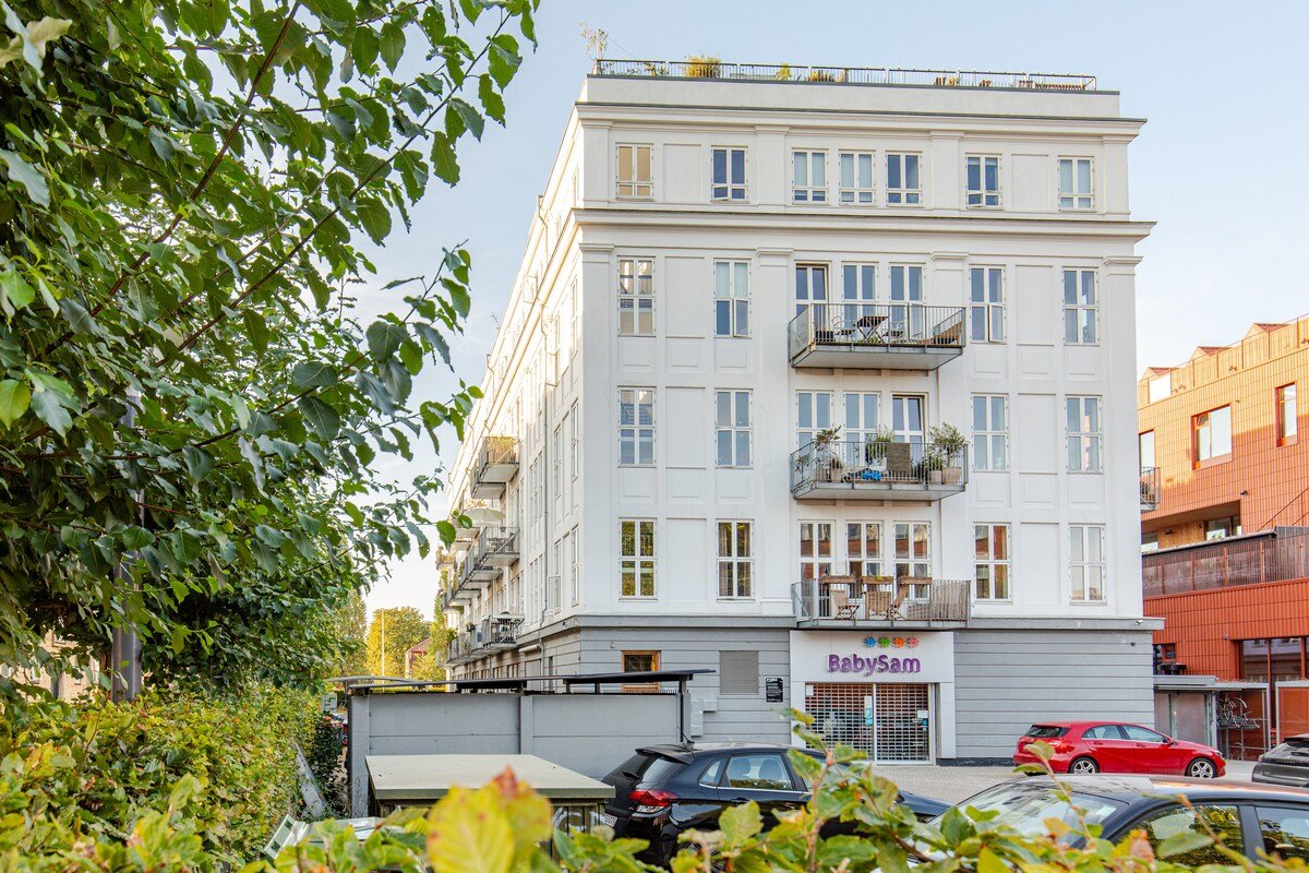 Rooftop Apartment w. Terrace & City Views gallery image 3