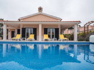 Amazing spacious home, 5 BR, near beach and golf