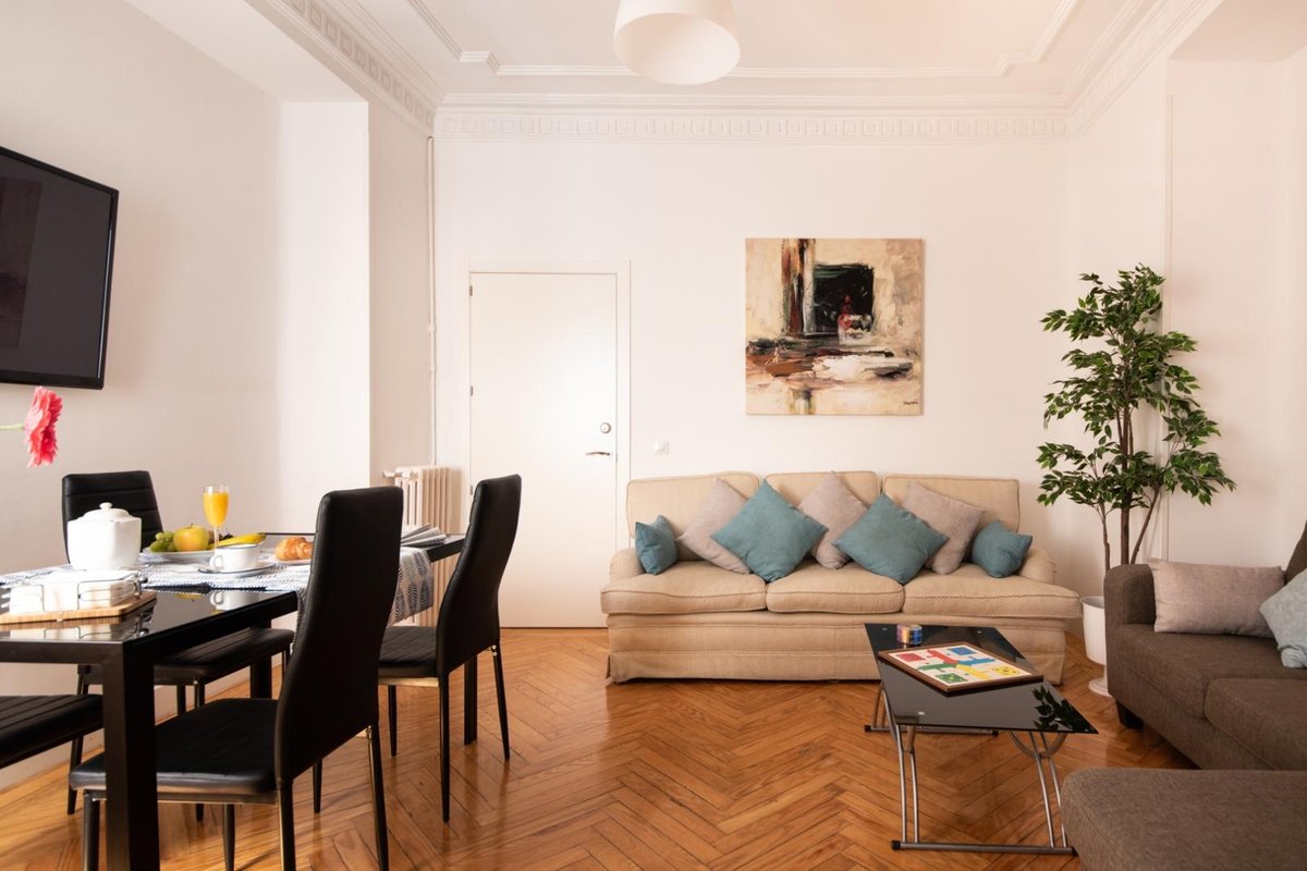 Heima Puerta del Sol – Opera Center