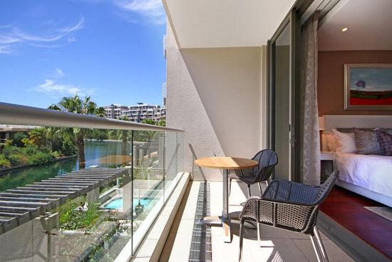 Photo 3 of Kylemore 109 accommodation in V&A Waterfront, Cape Town with 2 bedrooms and 2 bathrooms