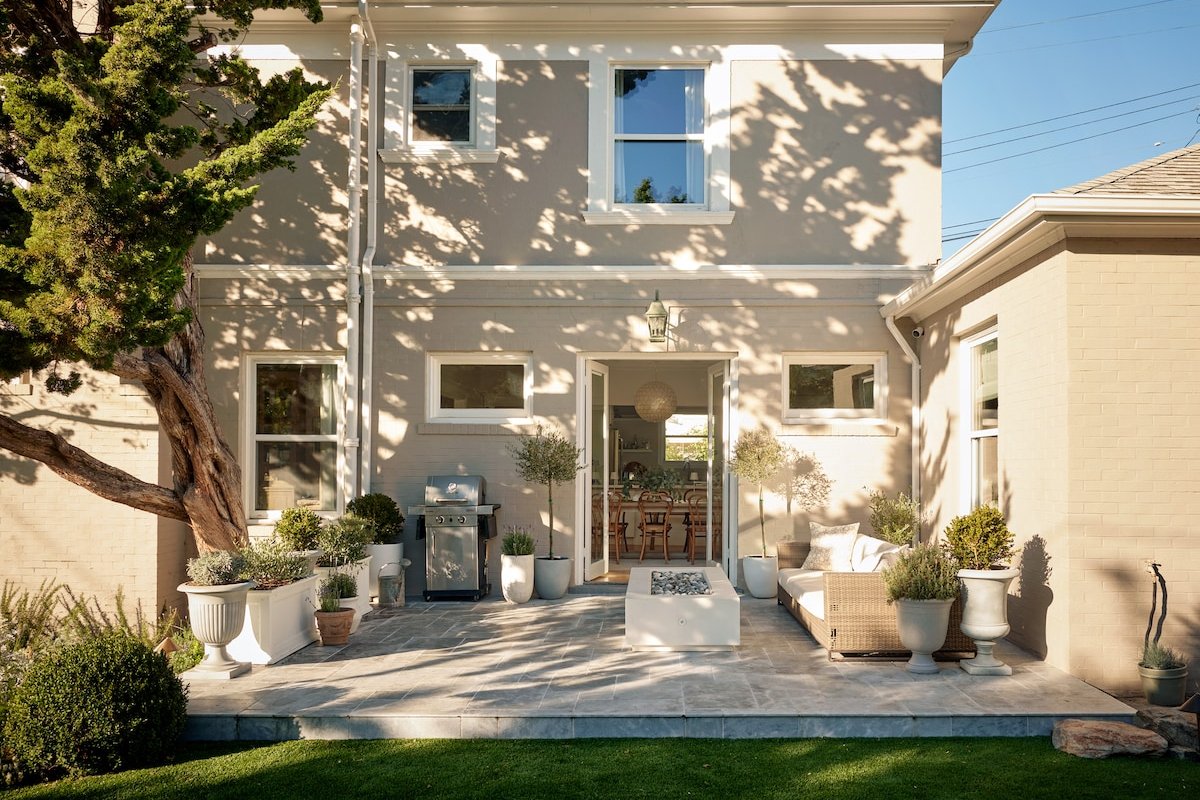 Grand Lake Estate gallery image 3