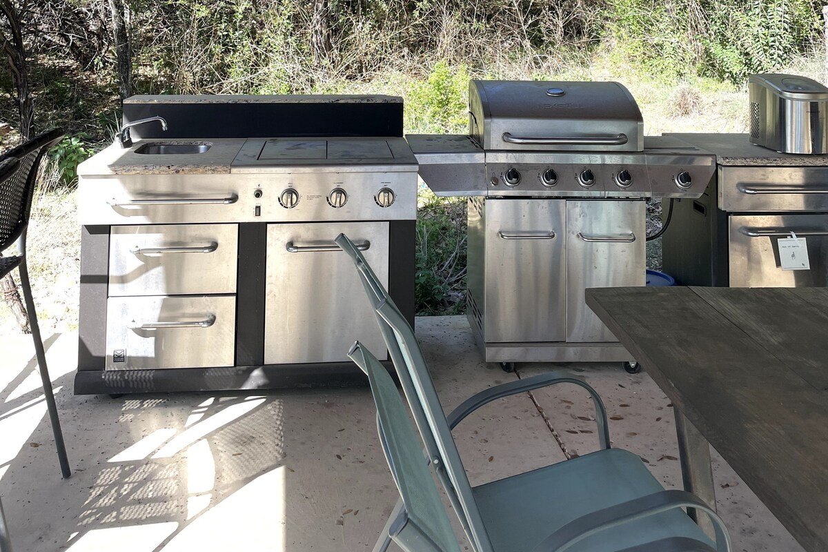 Hill Country Heaven – Inquire for Long Term Stays gallery image 5