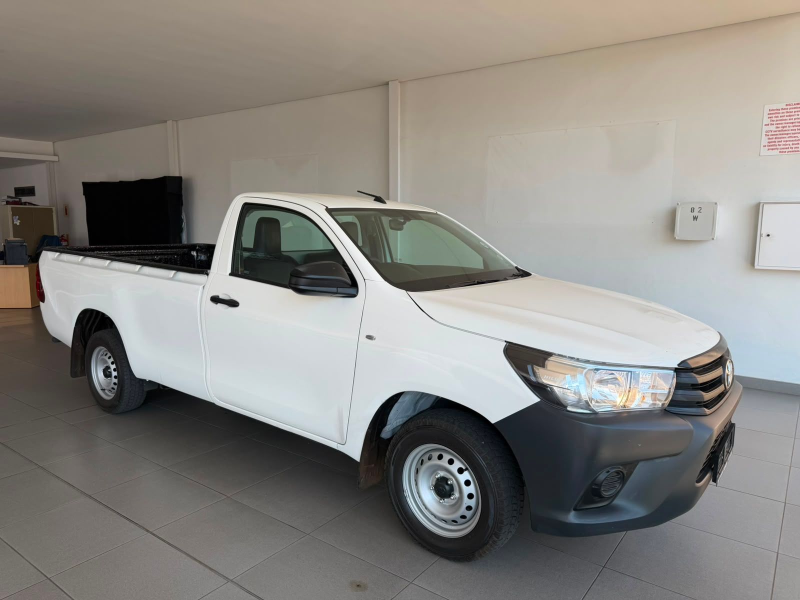 TOYOTA HILUX 2.0 VVTi  for Sale in South Africa