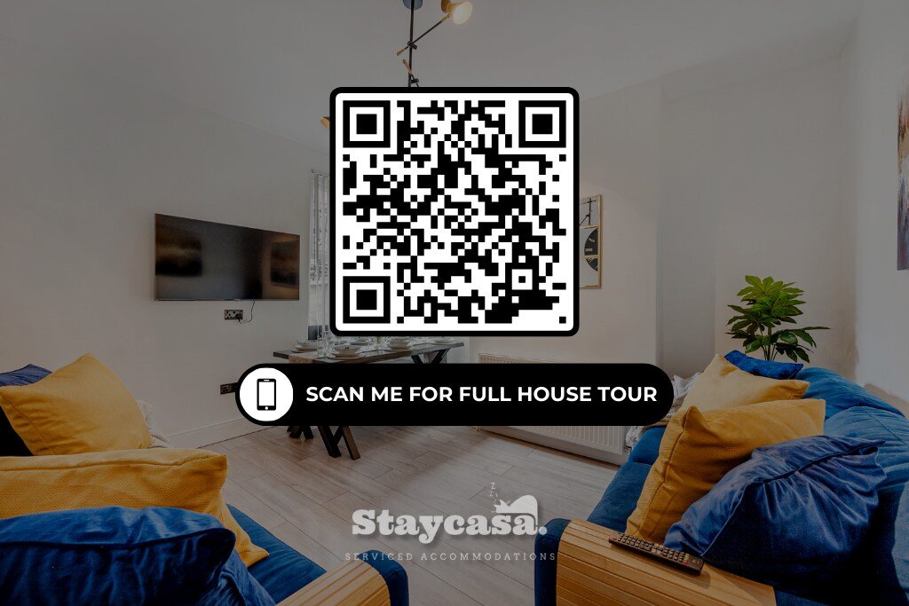 Urban Oasis Spacious 4-Bedroom Home in Manchester gallery image 3