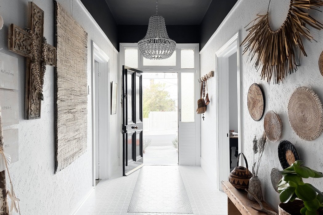 Luxury, styled townhouse 300m from city centre gallery image 5