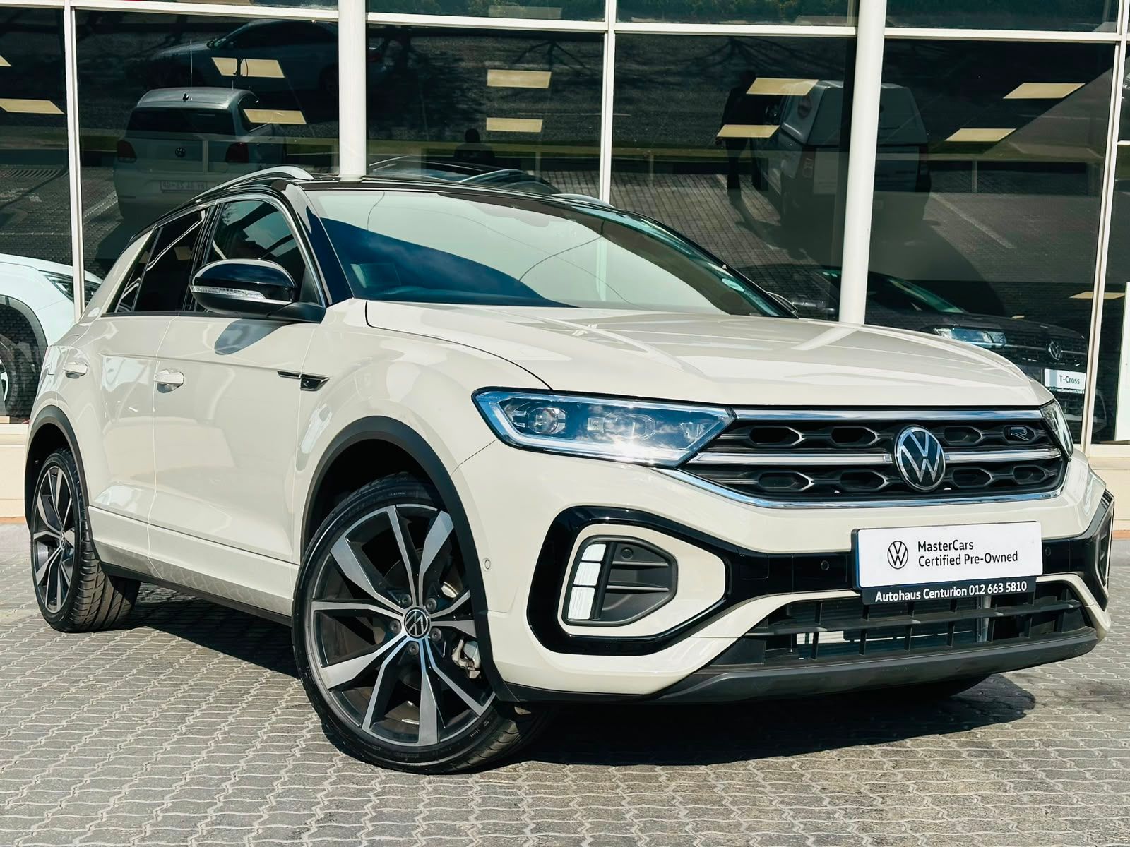 VOLKSWAGEN T-ROC 2.0 TSI 4M R-LINE DSG for Sale in South Africa