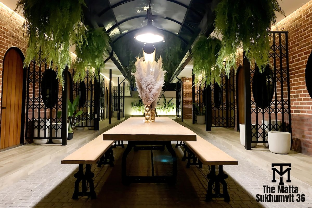 Luxury Private Villa /City Center gallery image 2