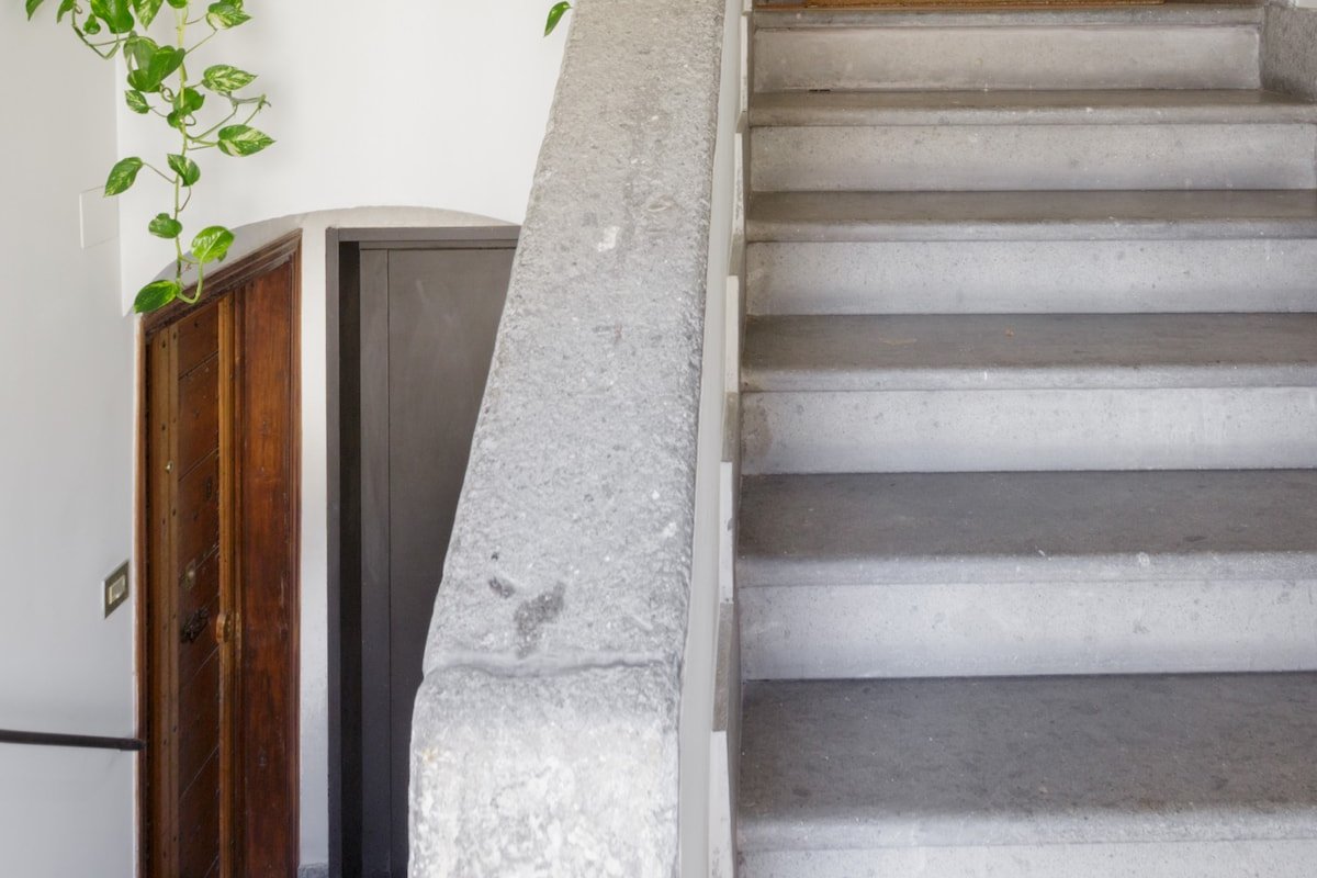 THE SPANISH PENTHOUSE gallery image 5