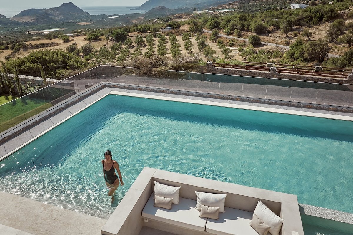 Hue Villa, Stunning Southern Beaches gallery image 4