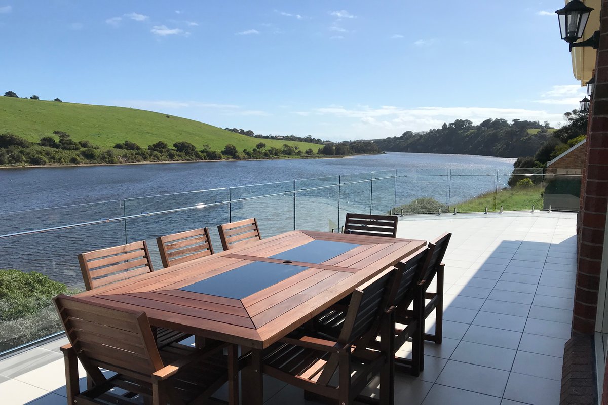 River Lodge on the Hopkins River