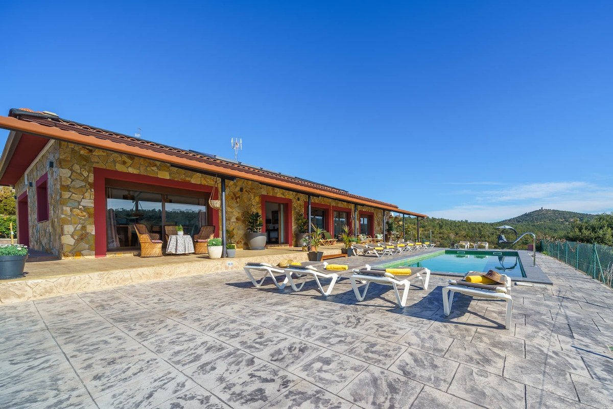 Villa Silence Lux with Pool in Nature and Aircon gallery image 5