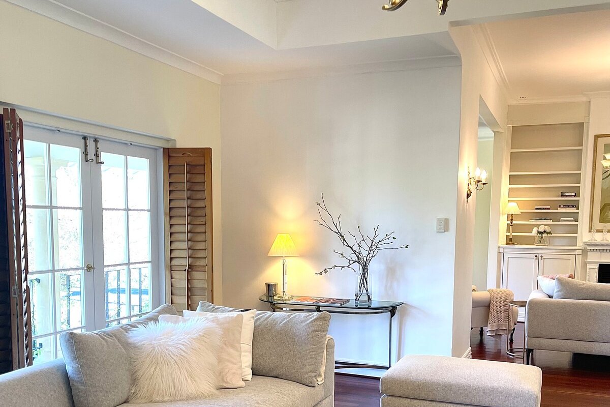 French river-view family house gallery image 5