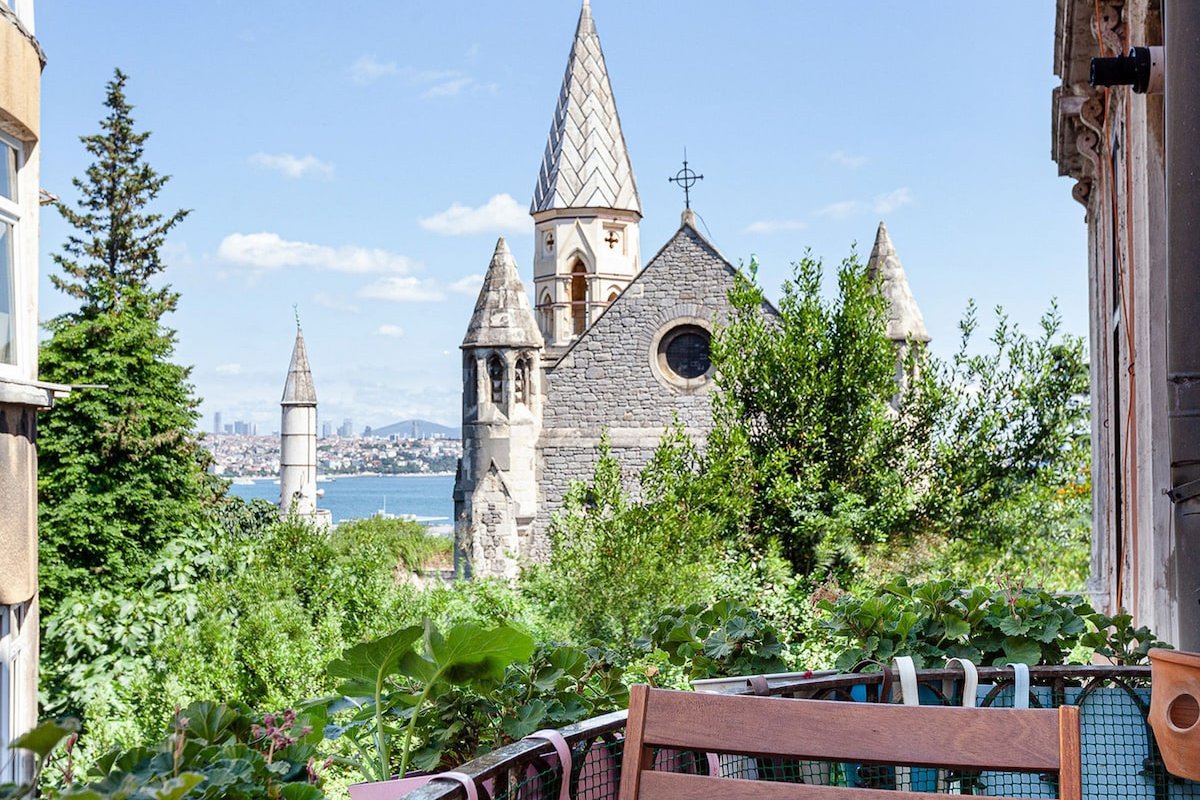 Heart of Galata | 3BR Large Luxury Home+AC+Balcony gallery image 4