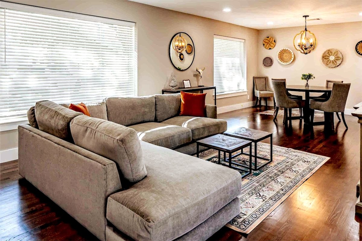 Preston Hollow Haven gallery image 2