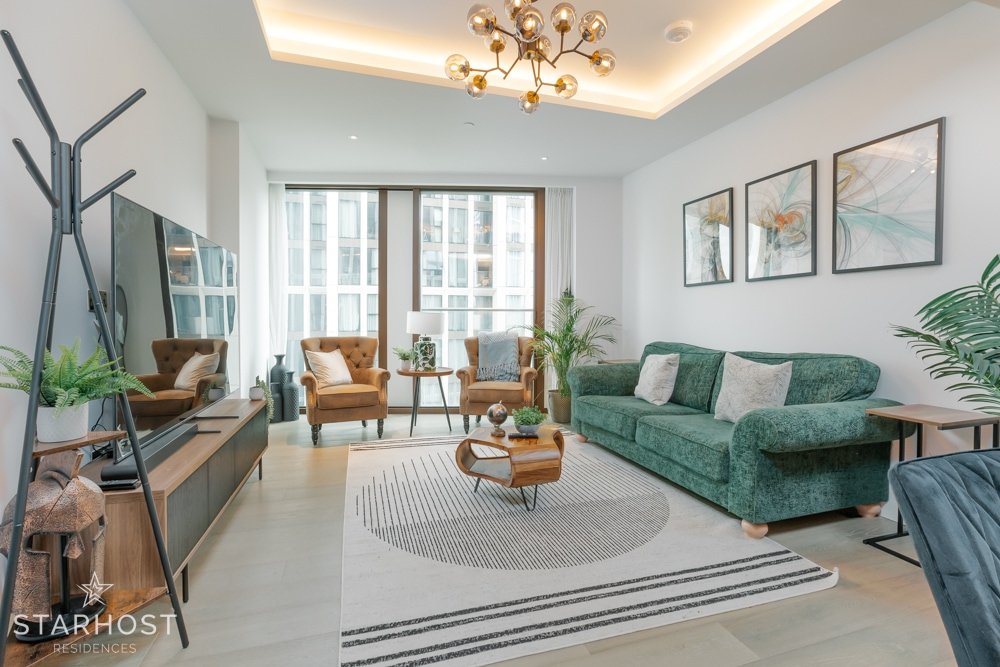 Stunning 2-bed apartment in Nine Elms gallery image 5